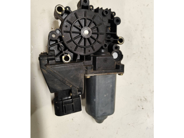 Передний двигатель механизма для подъема окон Audi A4 S4 B5 8D 1999 - 2000 года