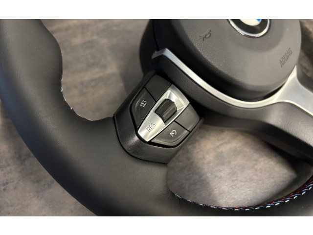 Volant BMW X5 F15 2015