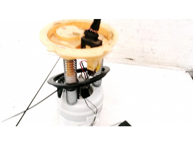 Насос топлива (в топливном баке)