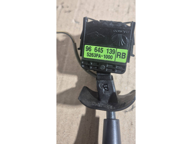 Ручка стеклоочистителей 96645139, 5263PA1000   Chevrolet Epica