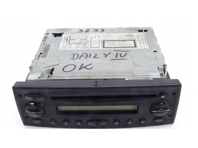 Радио/ проигрыватель CD/DVD / навигация