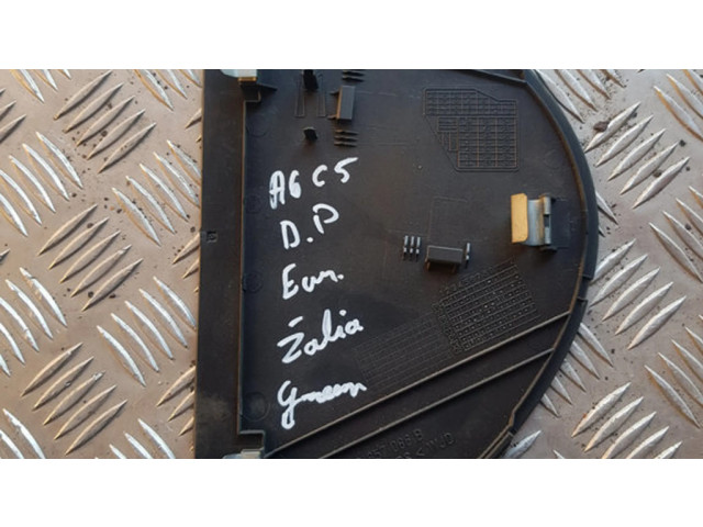 Отделочный щит панели (боковой)