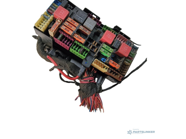   Pojistková skříňka    Mercede-Benz S W222 2013