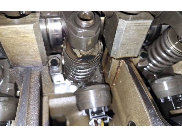 Vstřikovač Seat Ibiza IV (6J,6P)