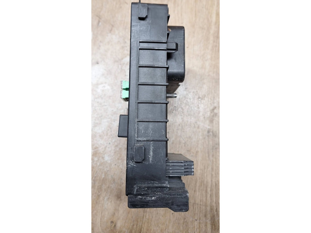 Блок предохранителей 1K0937125A, 017183071 Volkswagen Golf Plus