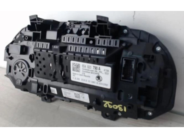 Панель приборов 654920790A, 654920790A   Skoda Scala       
