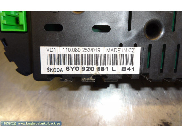 Панель приборов Skoda Fabia Mk1 (6Y)