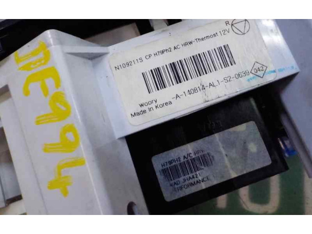 Модуль блока управления кондиционером 275101924R, N106278B Dacia Duster