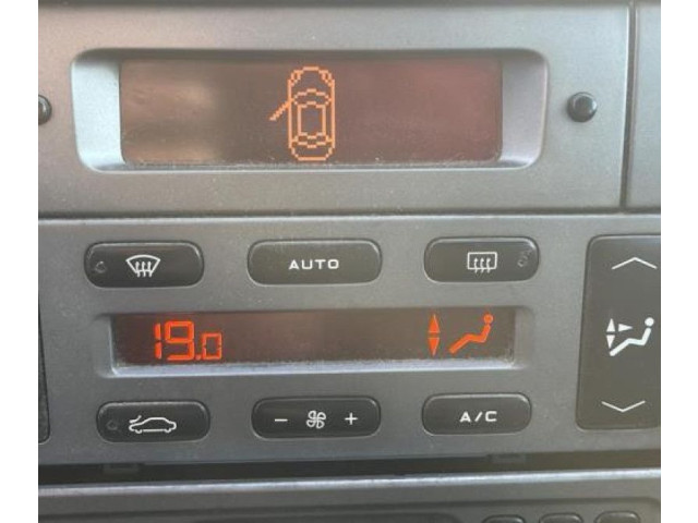 Моторчик заднего дворника     Peugeot 406