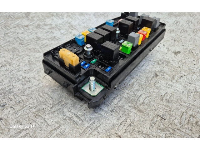 Pojistková skříňka 95202894 Opel Antara 2012