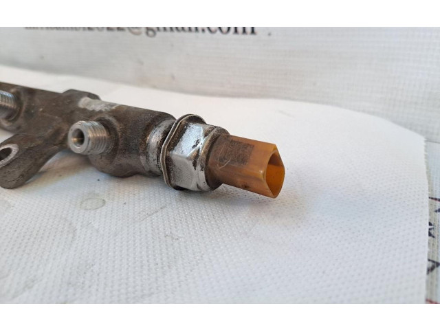 Топливная рампа 03L089C, 03L089C Volkswagen Golf VI