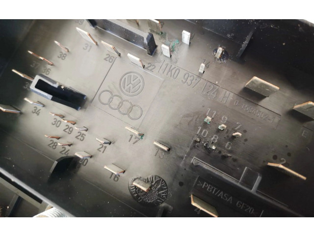Блок предохранителей 1k0937124h, 1K0937124H Volkswagen Touran I