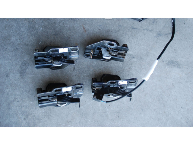 Замок багажника 115KM    Citroen Jumpy 2016 -  года