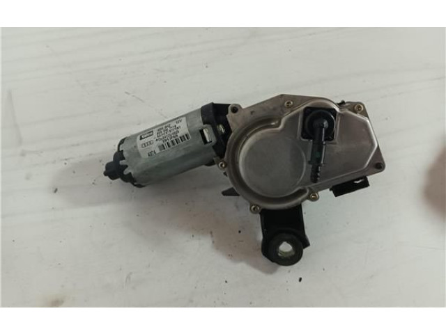 Моторчик заднего дворника 8E9955711B    Audi A3 S3 8P