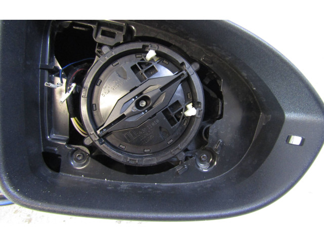 Зеркало электрическое Volkswagen Golf VIII 2019 - года