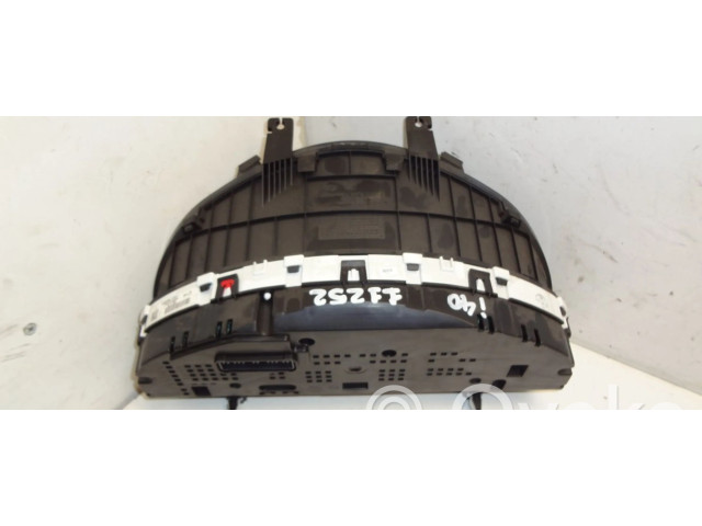 Přístrojová deska Hyundai i40 2012 94003-3Z050, 940033Z050