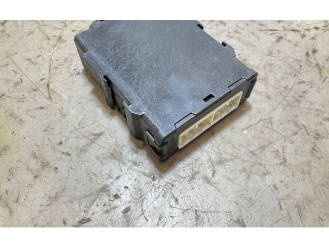 Блок управления коробкой передач 8953576010, 0791003661   Lexus CT 200H