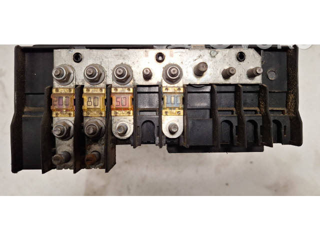 Блок предохранителей  017181281, 017181301   Volkswagen Touran II    