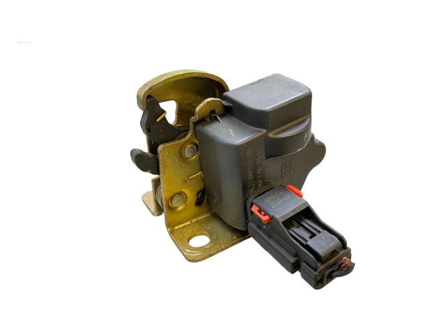 Замок задней крышки