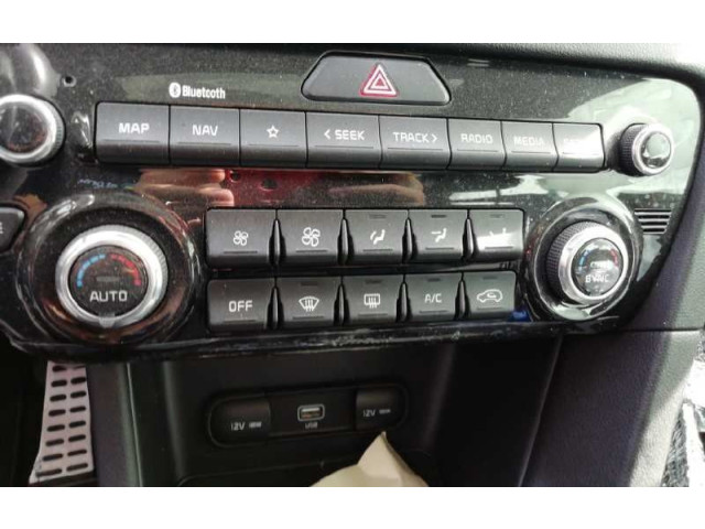 Блок управления климат-контролем    KIA Sportage