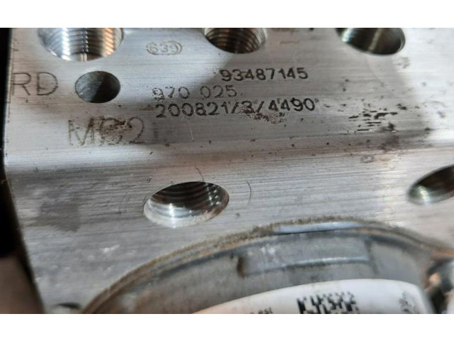 Блок АБС 9834565080   Citroen  C3 Aircross  2017 -  года