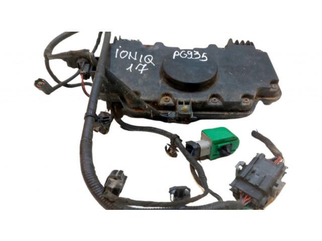 Громкоговоритель в панели