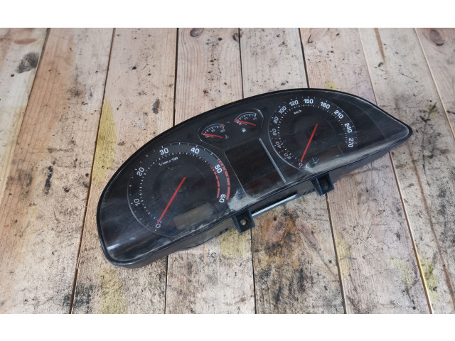 Панель приборов 3U0920840A Skoda Superb B5 (3U)