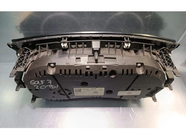 Панель приборов 5G1920757A   Volkswagen Golf VII       