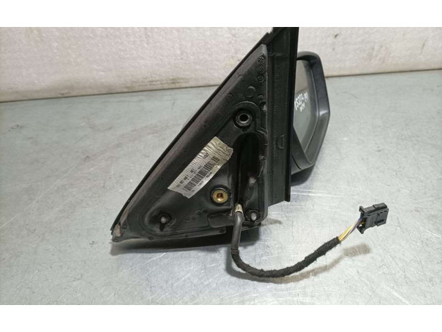 Зеркало электрическое        Skoda Fabia Mk3 (NJ)  2015 - 2021 года   