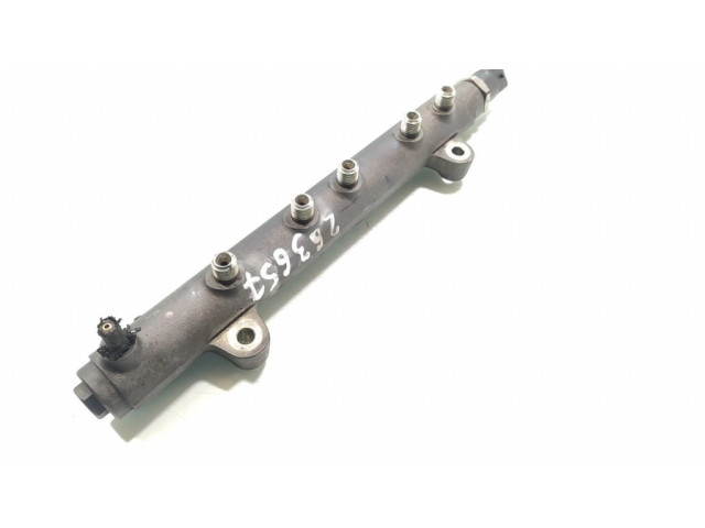 Магистральная трубка топлива