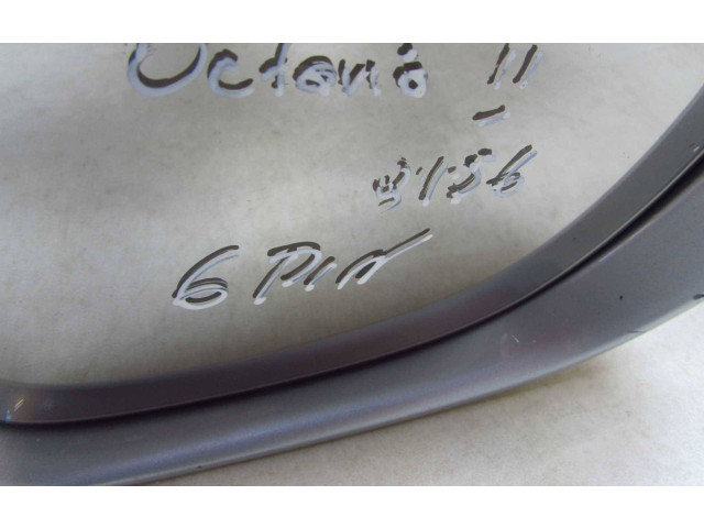 Зеркало (управляемое электричеством) 53139 Skoda Octavia Mk2 (1Z)