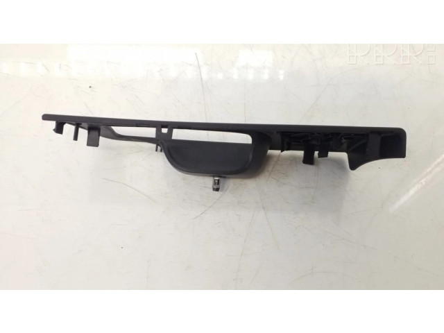 Другая деталь отделки задний дверей