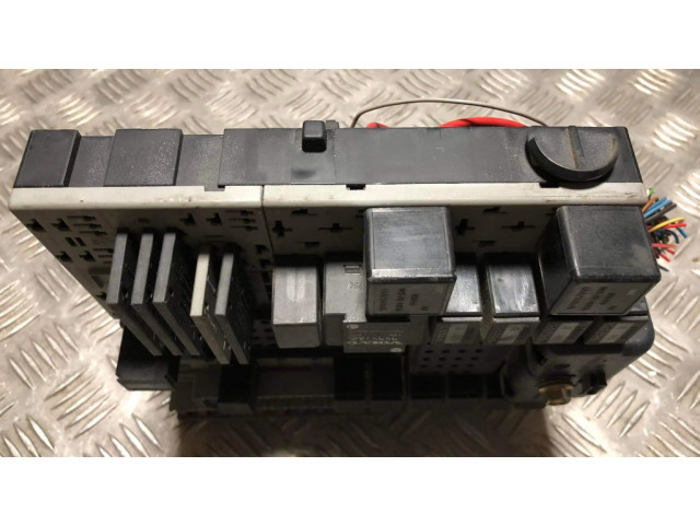 Pojistková skříňka 9452772, 9452773 Volvo V70 2000