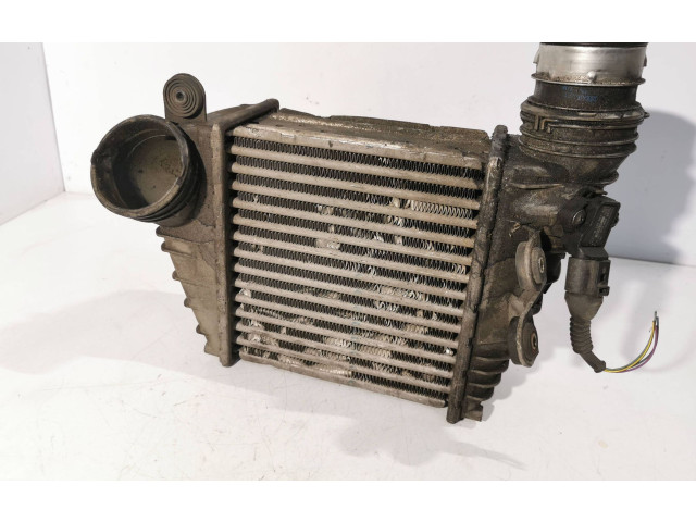 Интеркулер  1J0145803E, 862497V   Audi A3 S3 8L 