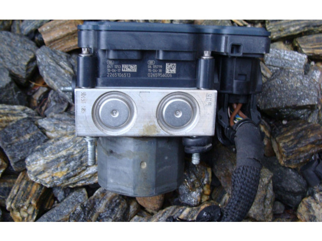 Jednotka ABS A0004312600 Mercedes-Benz GLA W156 2016