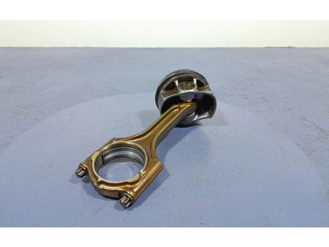  Поршень B4204T27   Volvo XC90  