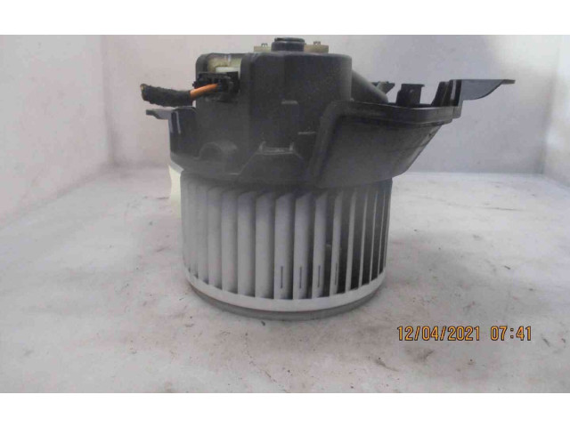 Вентилятор печки 77364956, 22002505 Fiat Grande Punto