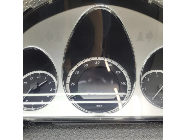 Přístrojová deska Mercedes-Benz E C207 W207 2010 A2129005104