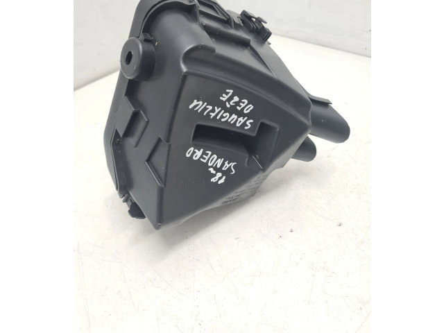 Блок предохранителей  243809584R   Dacia Sandero    