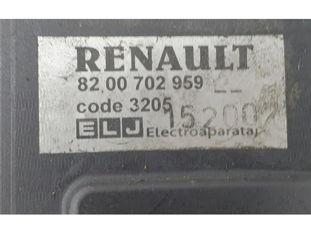 Вентилятор радиатора     6001550769    Dacia Logan I 1.6