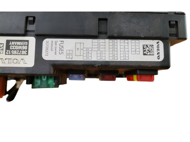 Блок предохранителей 30728512, 06W033 Volvo XC90
