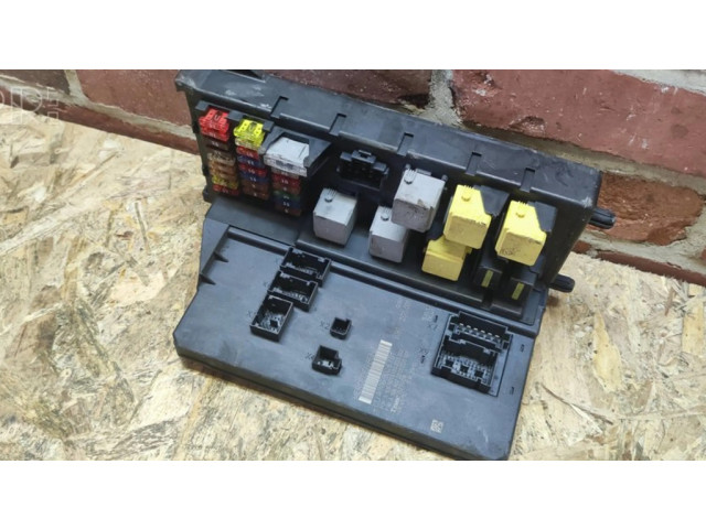 Блок управления двигателя A9069006701, A9069013100   Mercedes-Benz Sprinter W906