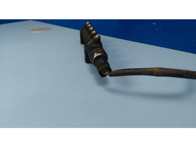 Топливная рампа 9654592680   Citroen C4 I 0.0 