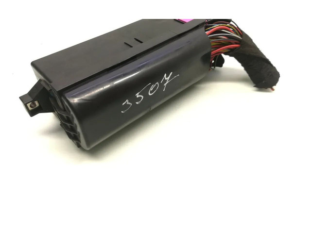 Блок предохранителей 5J0937615C Skoda Fabia Mk2 (5J)