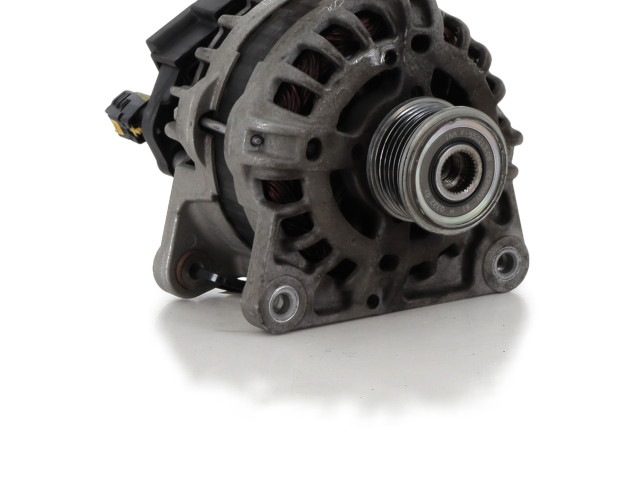 Генератор 231002949R Dacia Lodgy