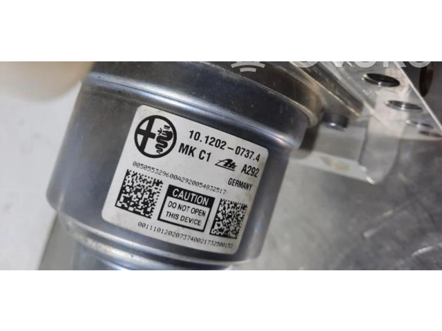 Насос усилителя руля 0050553296 Alfa Romeo Giulia