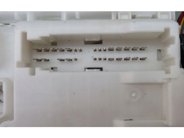 Pojistková skříňka Suzuki SX4 S-Cross 2023