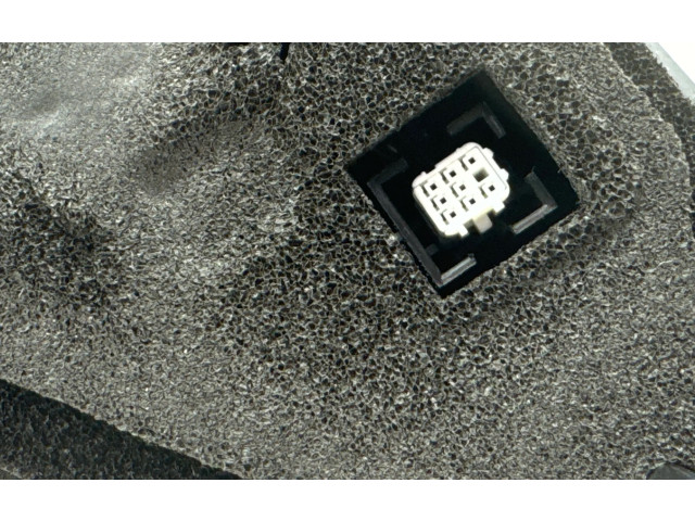 Зеркало электрическое Mazda 3 II 2009 - 2013 года