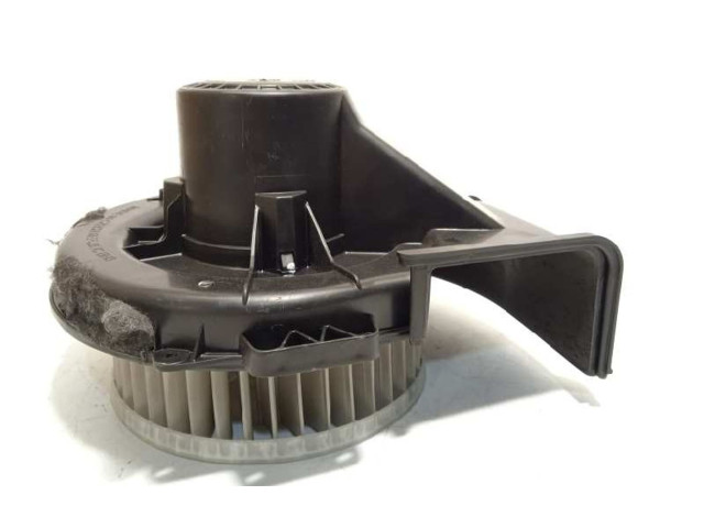 Вентилятор печки 6R1819015A Audi A1