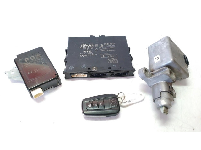 Блок управления 8999060430, 897B060100 Toyota Land Cruiser (J120)